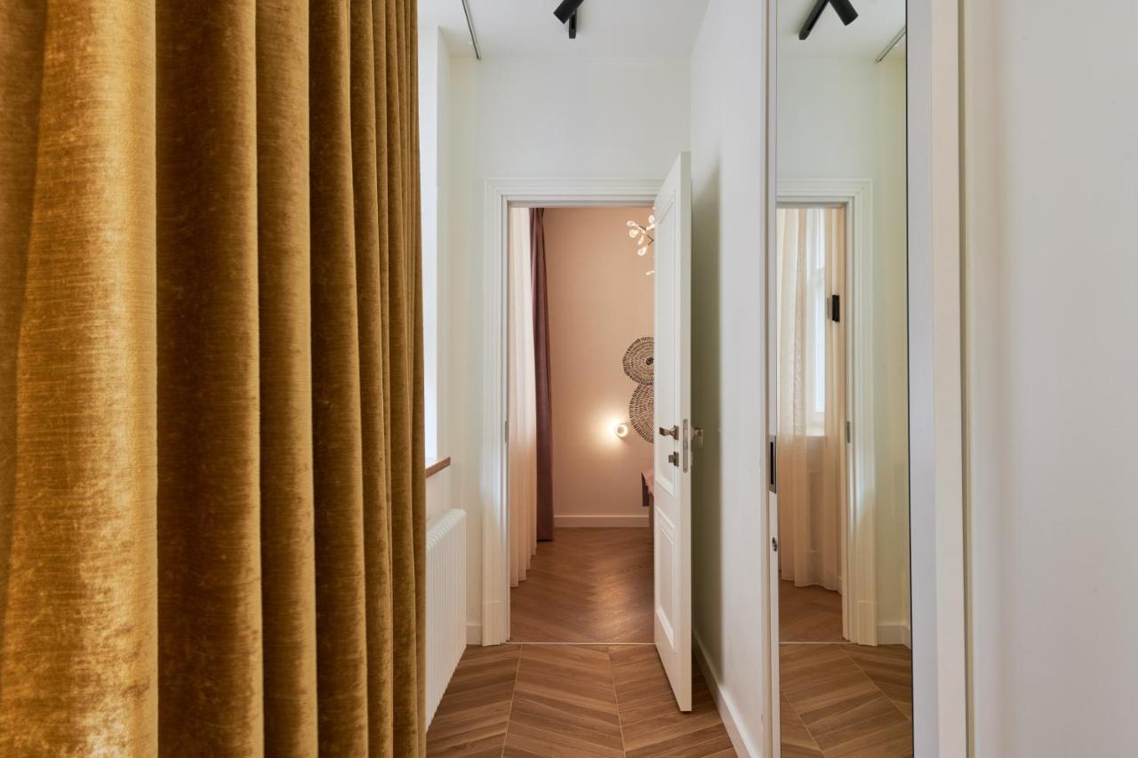 Dream Boutique Apartments Рига Экстерьер фото